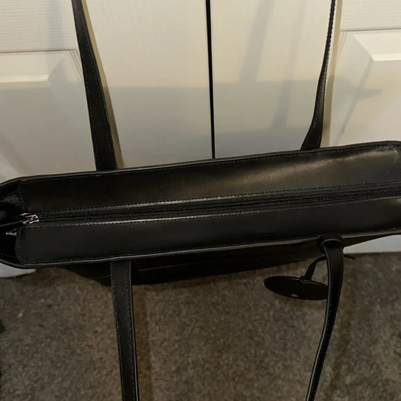 Authentic Kate Spade shoulder bag - Picture 5 of 8